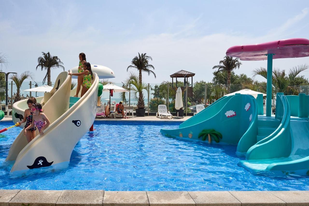 Coral Aparthotel Pool & Spa Mamaia Nord Năvodari Eksteriør bilde
